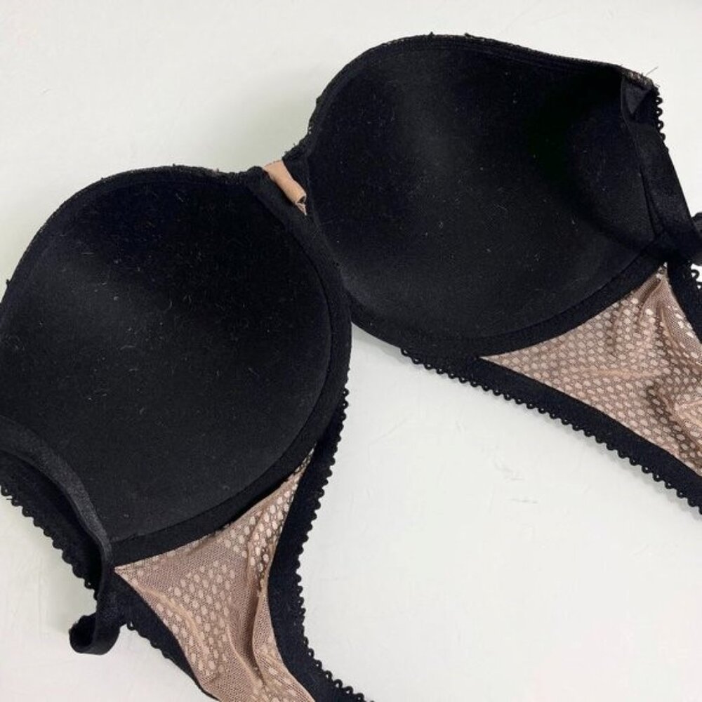 Victoria's Secret Very Sexy Push-Up Bra Nude with Black Lace - Picture 3 of 5